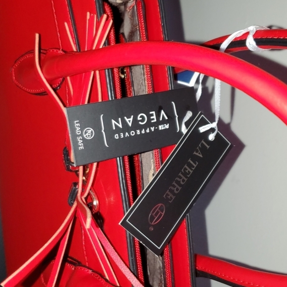 Red La Terre Satchel - Picture 3 of 4